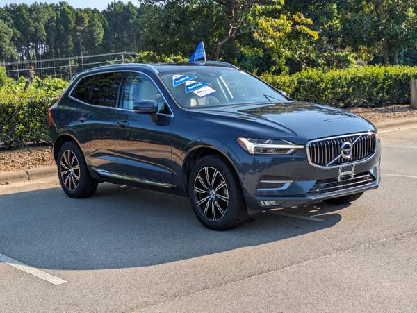 Volvo XC60 with VIN: LYV102RL1KB274231