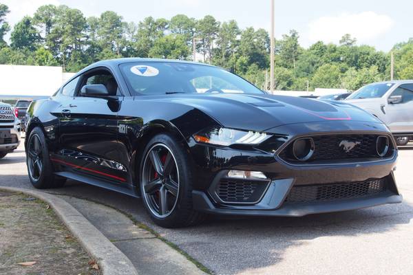 Ford Mustang with VIN: 1FA6P8R04N5552303