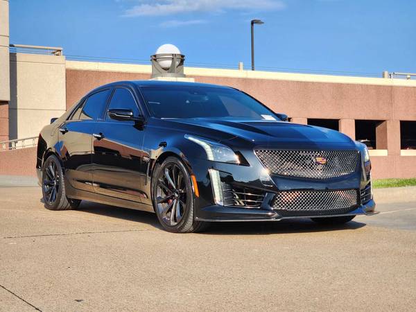 Cadillac CTS-V with VIN: 1G6A15S6XG0195098