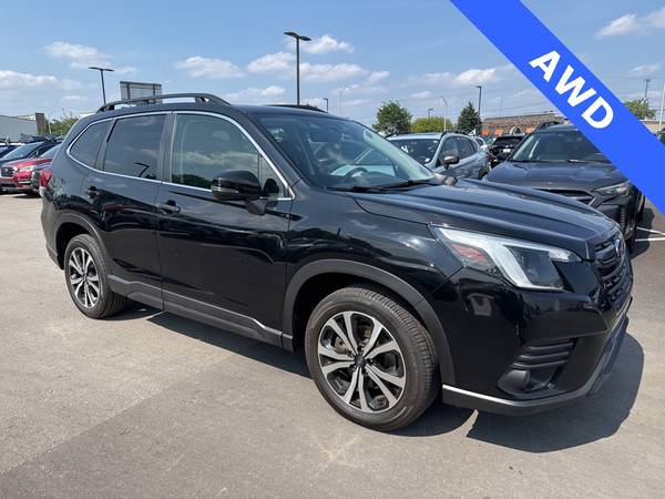 Subaru Forester with VIN: JF2SKAPCXNH449530