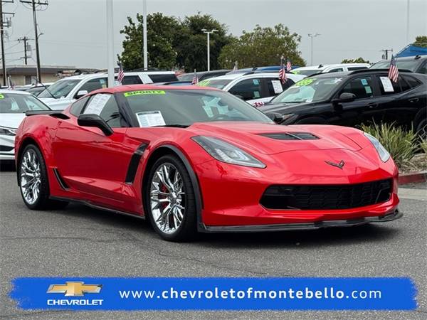 Chevrolet Corvette with VIN: 1G1YU2D61G5607080