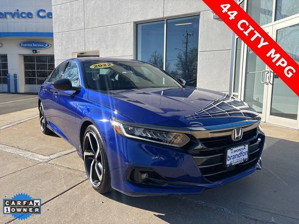 Honda Accord Hybrid with VIN: 1HGCV3F21NA028269