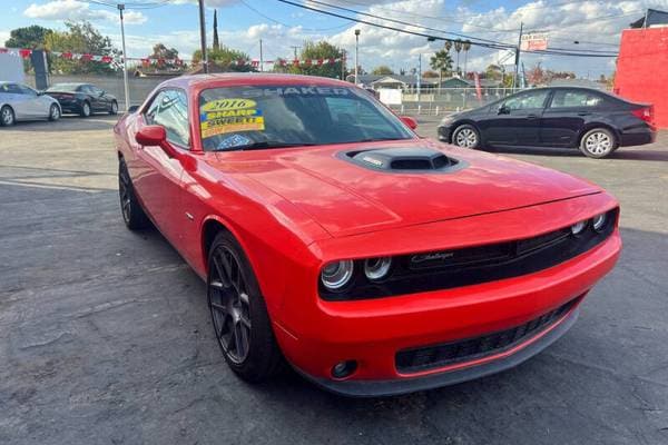 2016 Dodge Challenger R/T Shaker Coupe