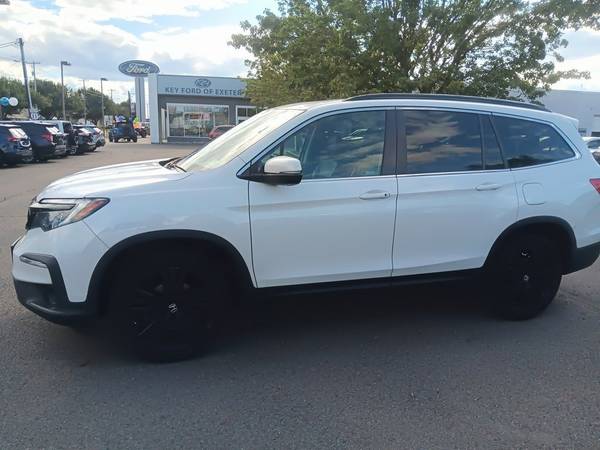Honda Pilot with VIN: 5FNYF6H20NB069757