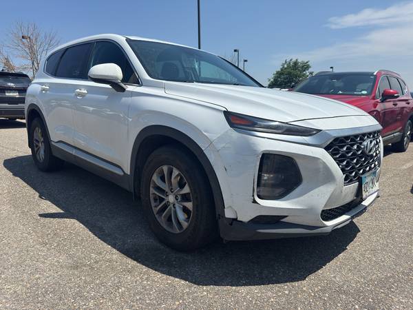Hyundai Santa Fe with VIN: 5NMS2CAD3LH249337