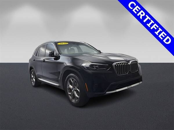 BMW X3 with VIN: WBX47DP02NN163112