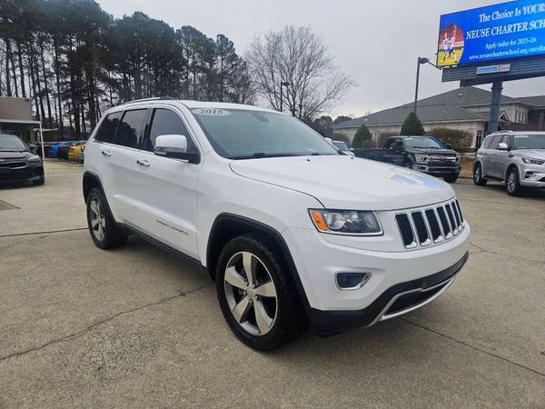 Jeep Grand Cherokee with VIN: 1C4RJEBG0FC646609