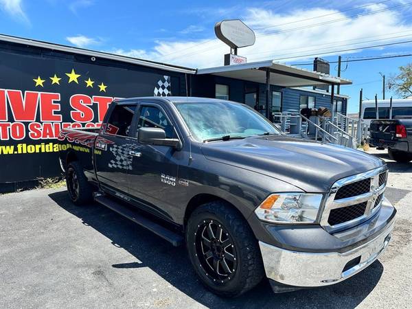 Ram 1500 with VIN: 1C6RR6TTXHS783891
