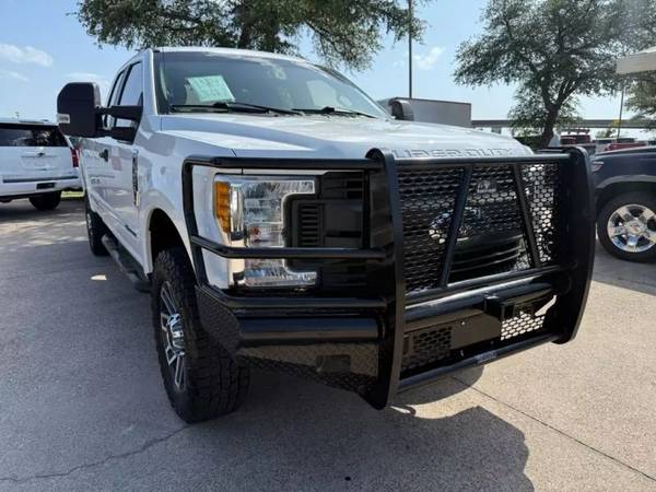 Ford F-250 Super Duty with VIN: 1FT7X2BT8HEE80851