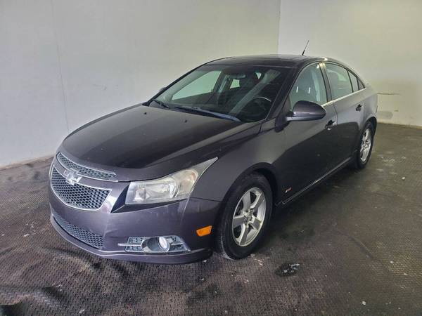 Chevrolet Cruze with VIN: 1G1PC5SB8E7193054