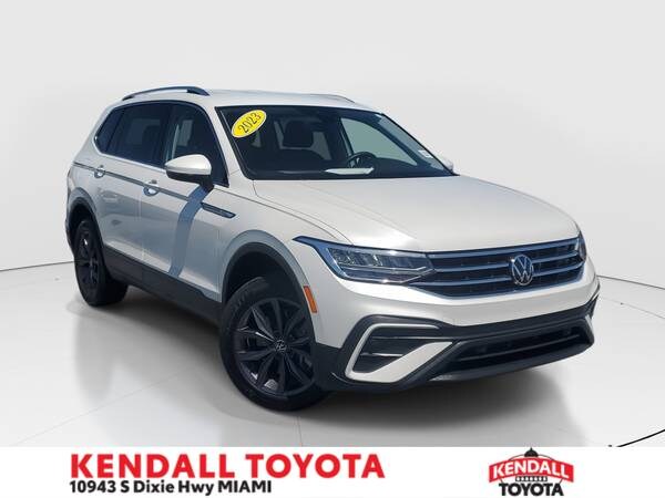 Volkswagen Tiguan with VIN: 3VV3B7AX4PM116810