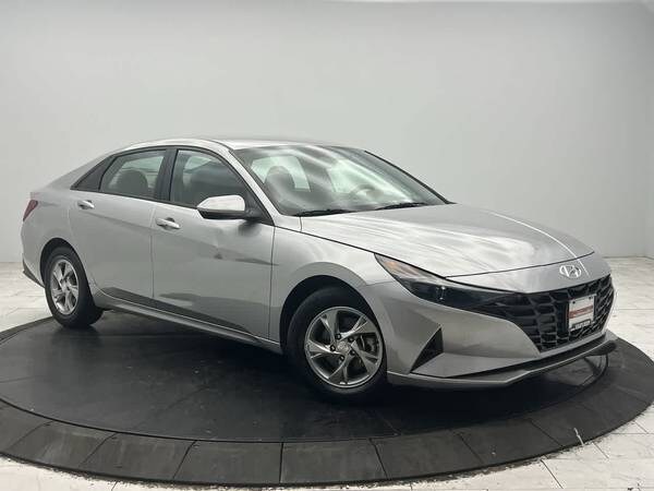 Hyundai Elantra with VIN: 5NPLL4AGXMH014939