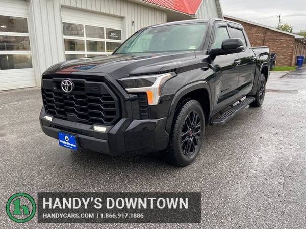 Toyota Tundra with VIN: 5TFLA5DB8NX026606