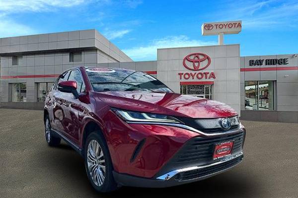Certified 2022 Toyota Venza XLE Hybrid