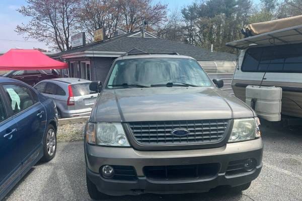 2004 Ford Explorer XLT