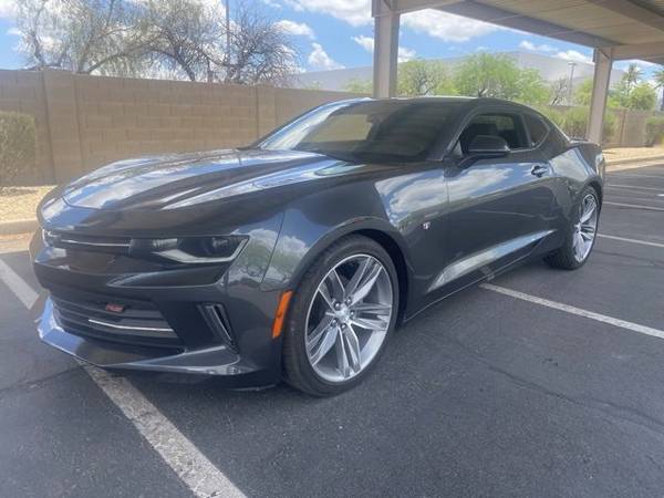 Chevrolet Camaro with VIN: 1G1FB1RS9H0196653