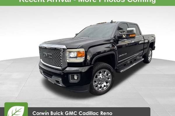 2015 GMC Sierra 2500HD Denali Diesel Crew Cab