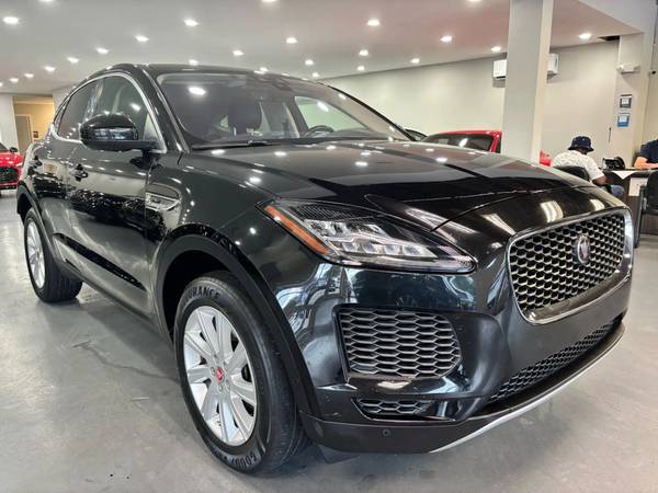 Jaguar E-PACE with VIN: SADFJ2FX1J1Z10019