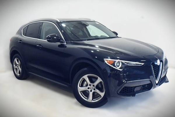 Alfa Romeo Stelvio with VIN: ZASPAKAN6M7D11339