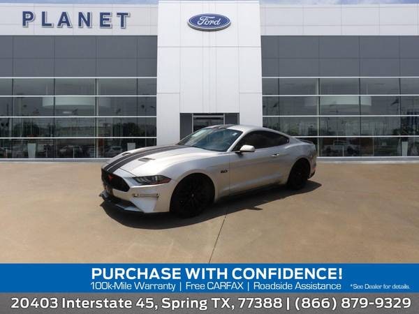 Ford Mustang with VIN: 1FA6P8CF6J5102059