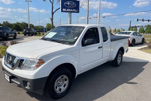 2010 Nissan Frontier XE  King Cab