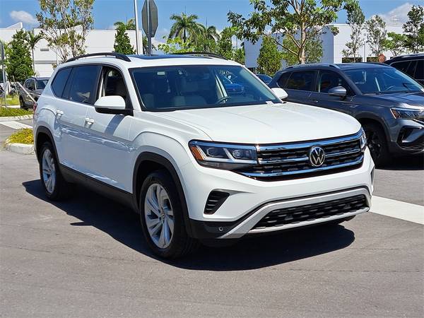 Volkswagen Atlas with VIN: 1V2JR2CA3NC537766
