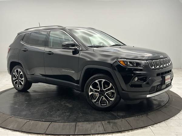 Jeep Compass with VIN: 3C4NJDCB9NT159973