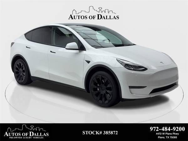 Tesla Model Y with VIN: 7SAYGDEE9NF385872