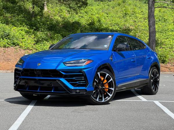 Lamborghini Urus with VIN: ZPBUA1ZL1KLA02240