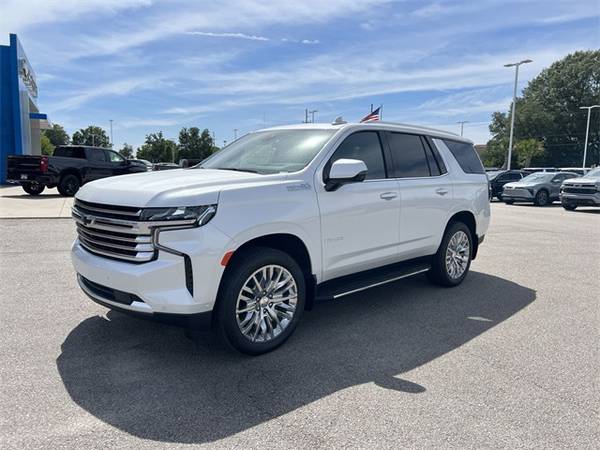 Chevrolet Tahoe with VIN: 1GNSCTKL3PR558687