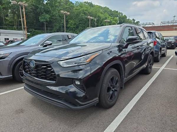 Toyota Highlander Hybrid with VIN: 5TDKBRCH0RS605090