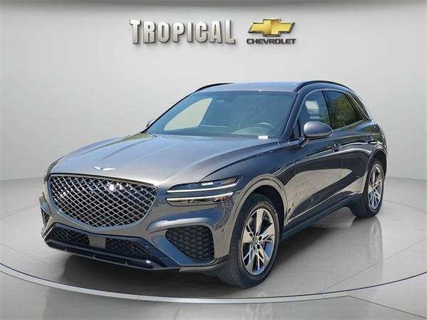 Genesis GV70 with VIN: KMUMCDTC2NU062454