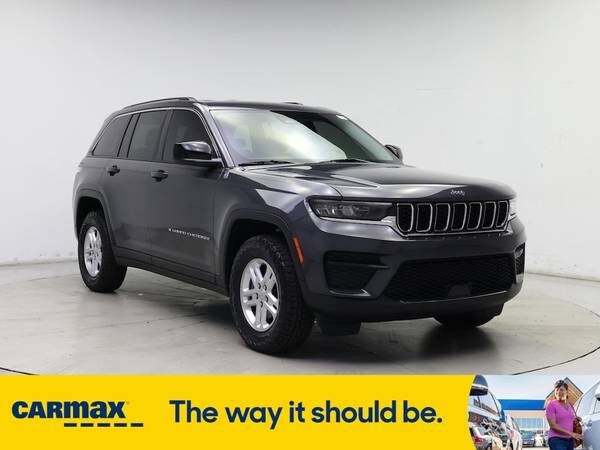 Jeep Grand Cherokee with VIN: 1C4RJGAGXN8596431