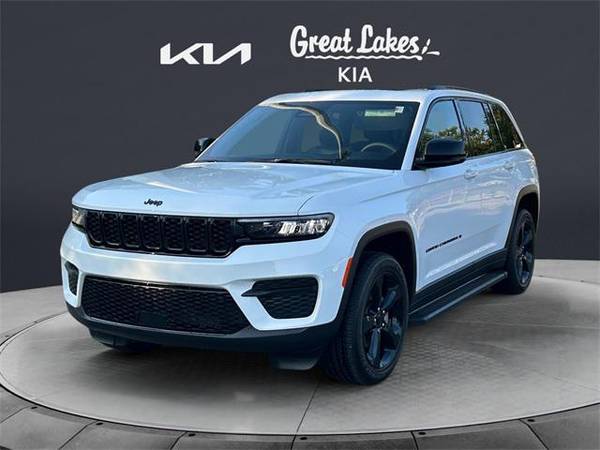 Jeep Grand Cherokee with VIN: 1C4RJHAG5SC286802