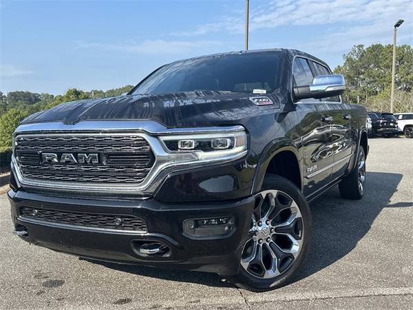 Ram 1500 with VIN: 1C6SRFHM7NN238535
