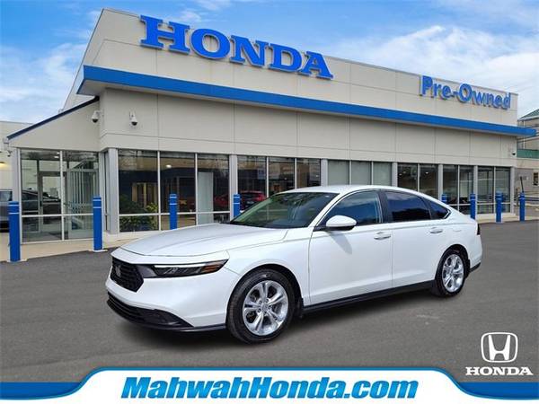 Honda Accord with VIN: 1HGCY1F27RA016967