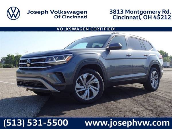 Volkswagen Atlas with VIN: 1V2HR2CA8PC526747
