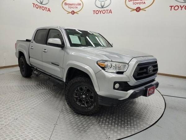 Toyota Tacoma with VIN: 3TMAZ5CN2NM193027