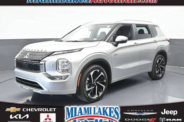 2023 Mitsubishi Outlander PHEV SEL