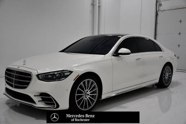 Mercedes-Benz S-Class with VIN: W1K6G6DB1NA147228