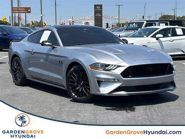 Ford Mustang with VIN: 1FA6P8CF1N5140255