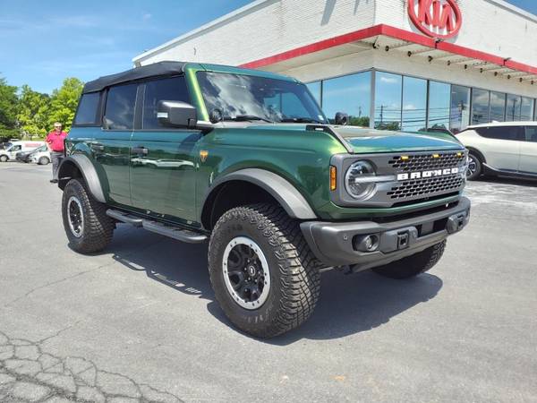 Ford Bronco with VIN: 1FMEE5DP0NLB64989
