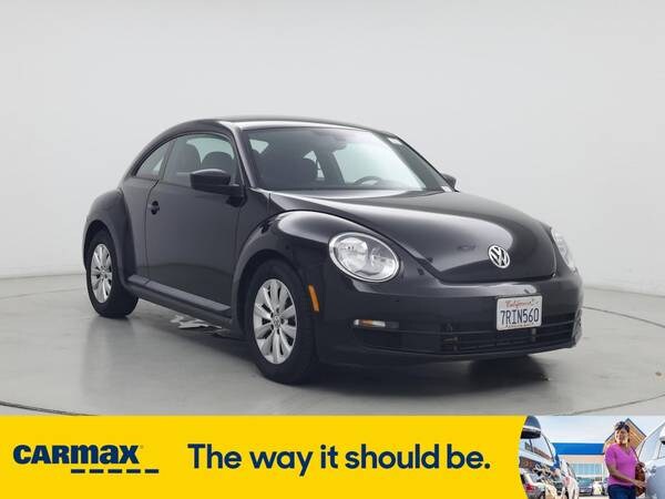 Volkswagen Beetle with VIN: 3VWF17AT2GM613167
