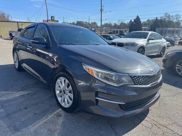 Kia Optima with VIN: 5XXGU4L36HG126148