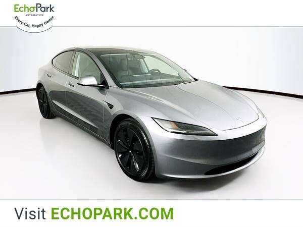 Tesla Model 3 with VIN: 5YJ3E1EAXSF897757
