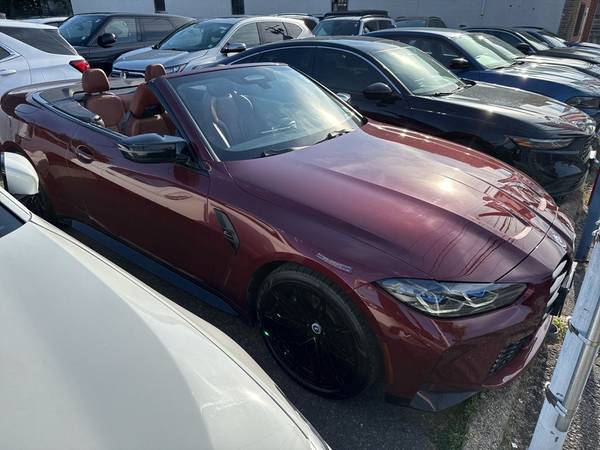 BMW M4 with VIN: WBS33BA07PCL12445