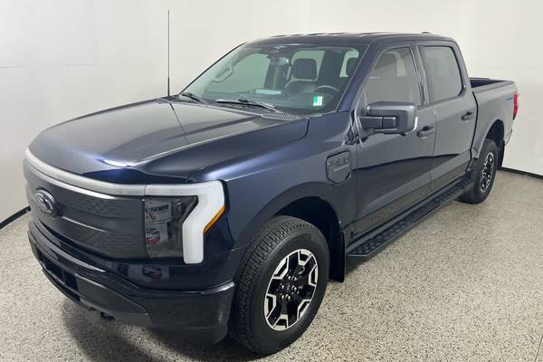 2023 Ford F-150 Lightning XLT SuperCrew