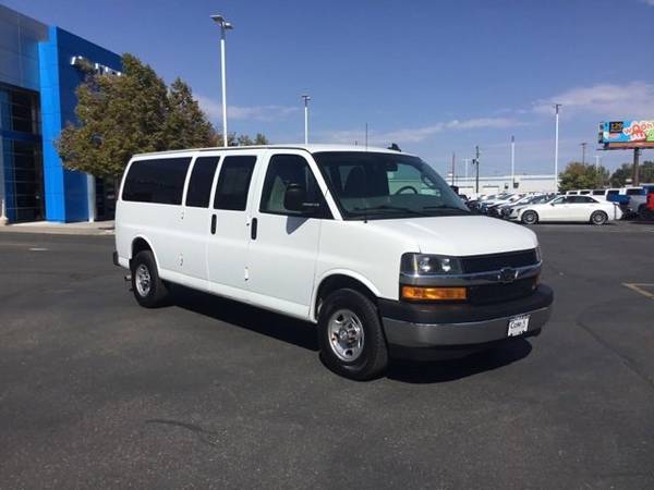 Chevrolet Express with VIN: 1GAZGPFG8L1182733