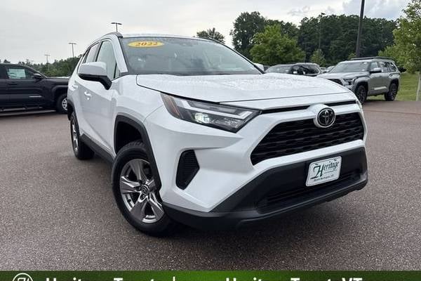 2022 Toyota RAV4 XLE