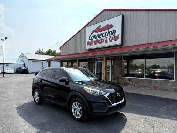 Hyundai Tucson with VIN: KM8J33A40KU914688